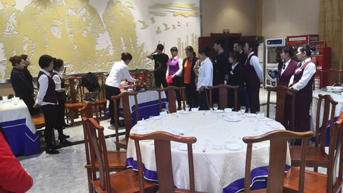 共筑卓越体验 物业服务公司开展餐饮服务培训提升员工服务品质